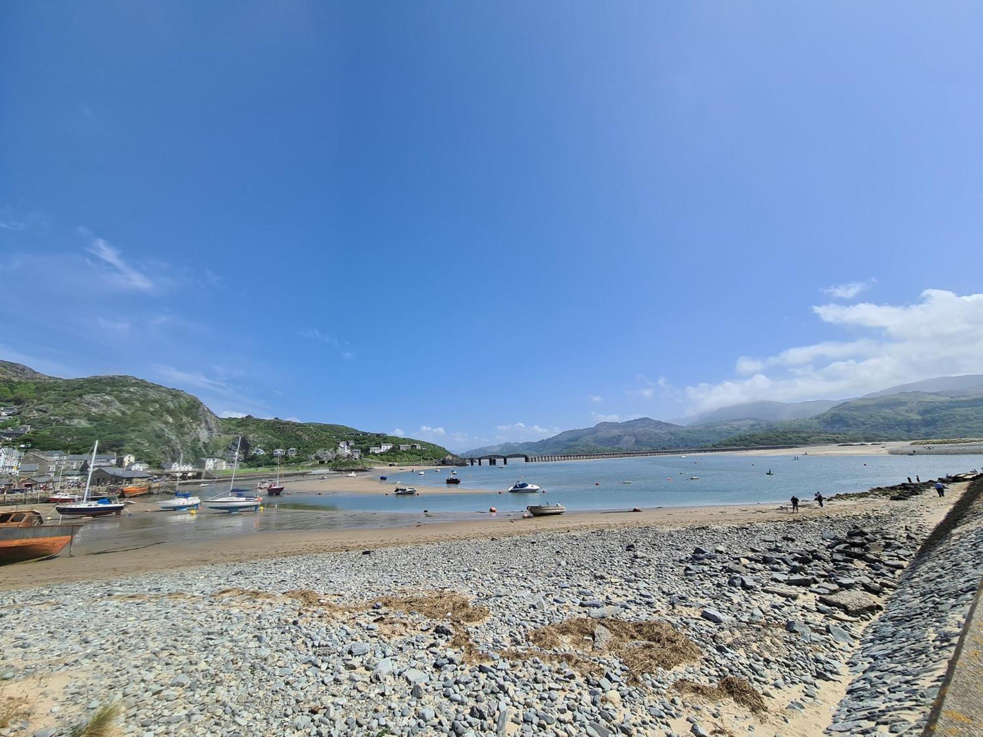 The Penthouse Ny Loft Apartment Barmouth Kültér fotó